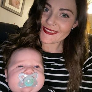 Meet your Posher, Leigh